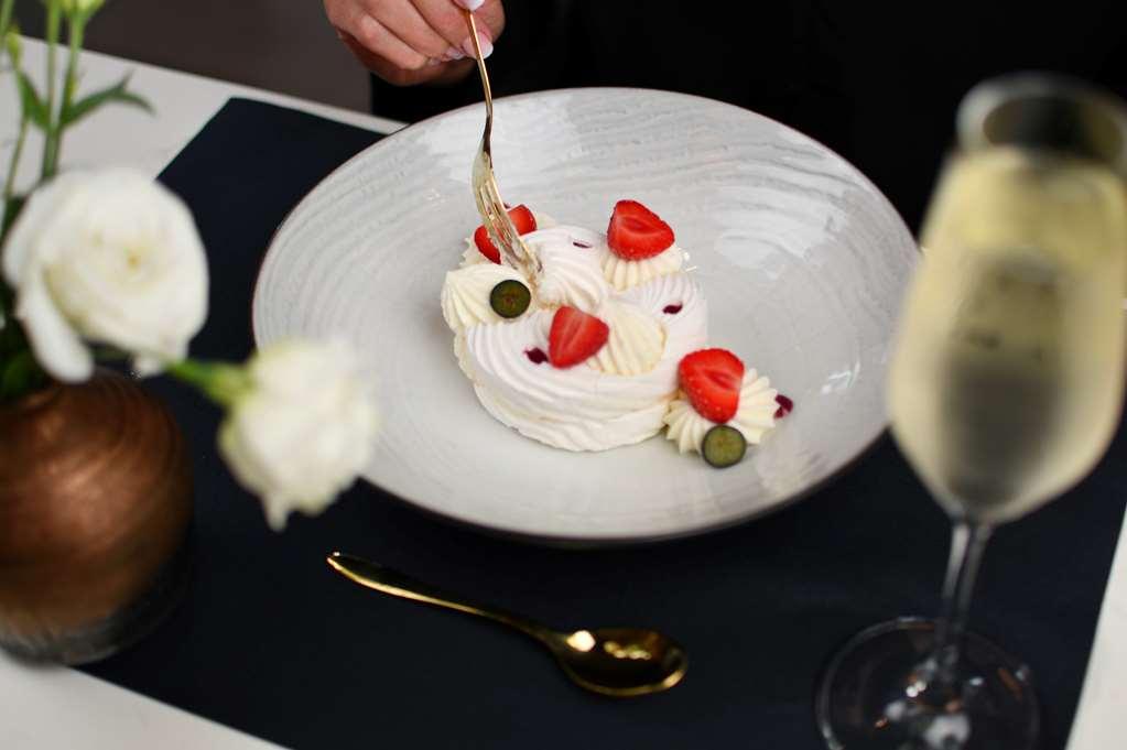Radisson Blu Hotel. ソポト レストラン 写真