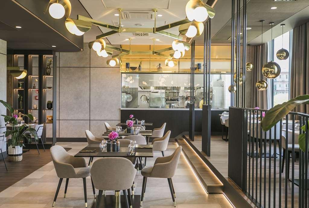 Radisson Blu Hotel. ソポト レストラン 写真